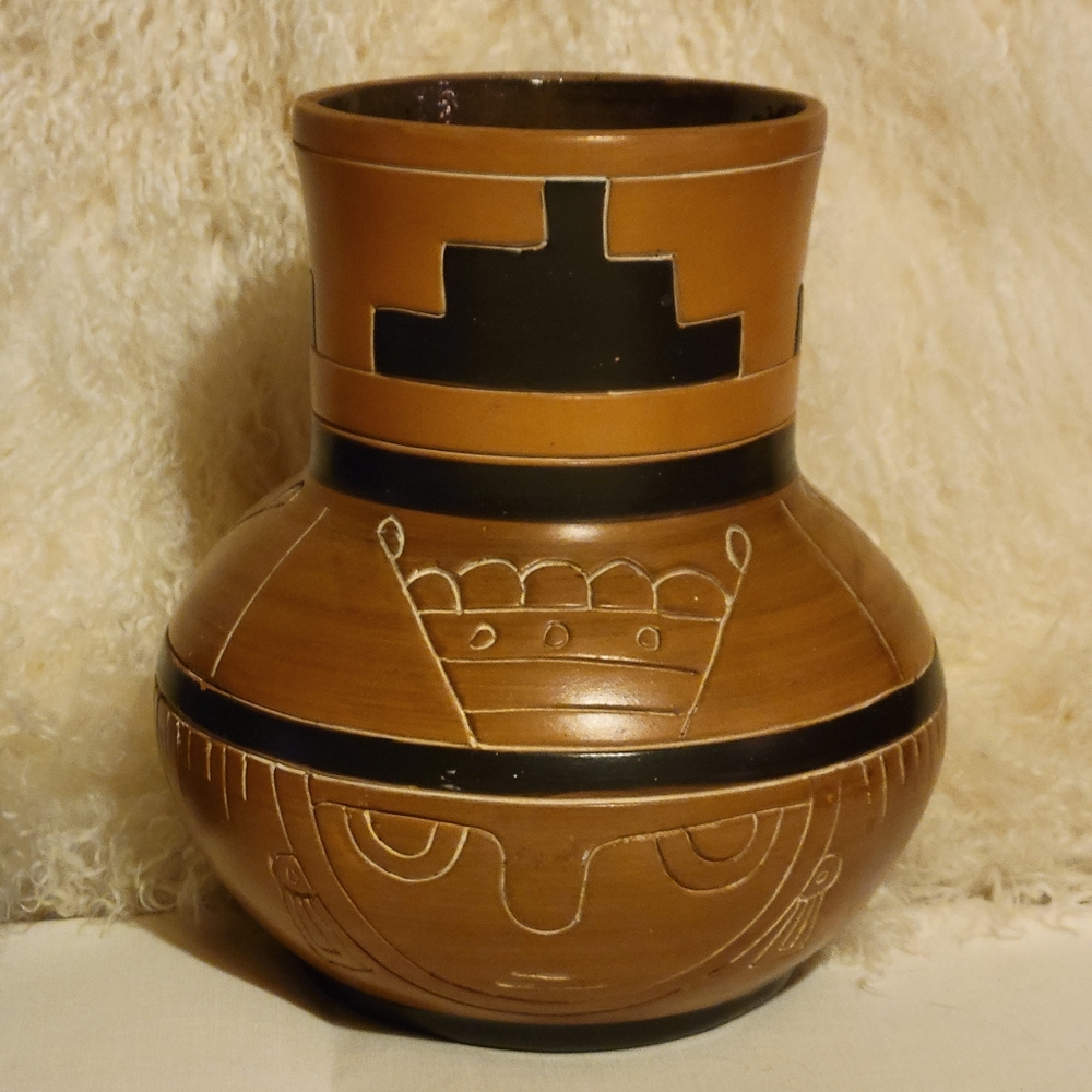 Vtg Handmade Etched Ceramic Pottery Potter, Planter Vase Signed Great Condition!